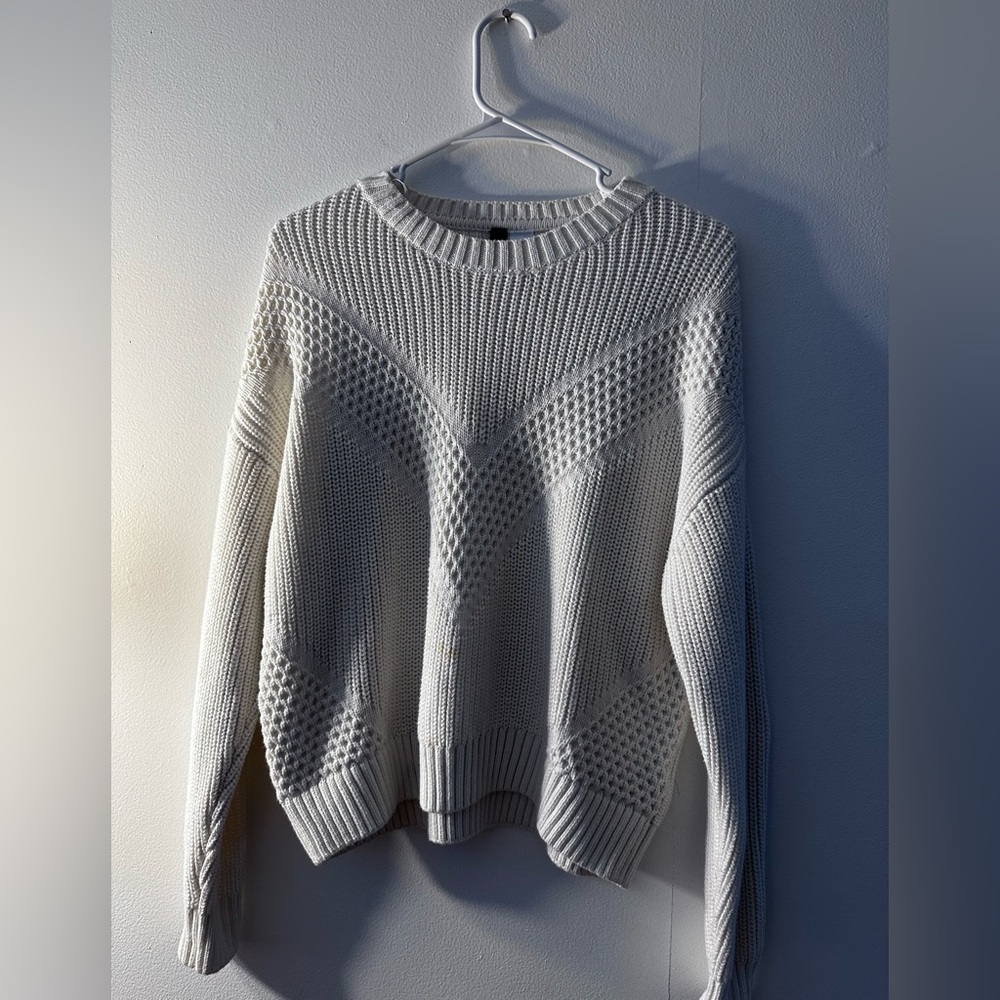 Women's white sweater size medium